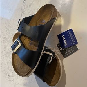 Hard to Find Dark Navy/White Sole Birkenstock Arizona